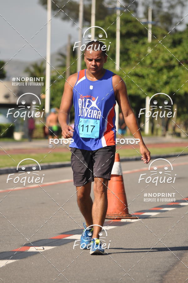 Buy your photos of the event21KES - Meia Maratona do Esprito Santo on Fotop