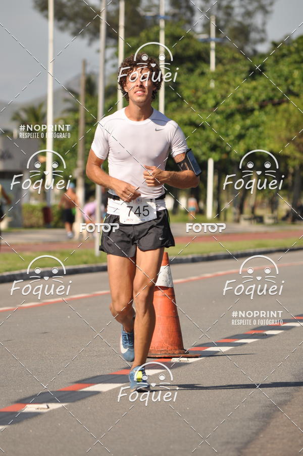 Buy your photos of the event21KES - Meia Maratona do Esprito Santo on Fotop