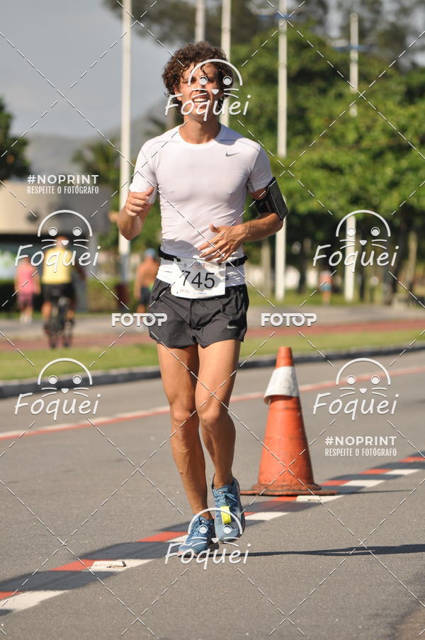 Buy your photos of the event21KES - Meia Maratona do Esprito Santo on Fotop