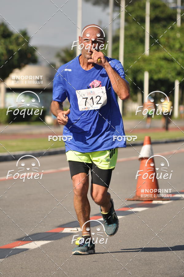 Buy your photos of the event21KES - Meia Maratona do Esprito Santo on Fotop