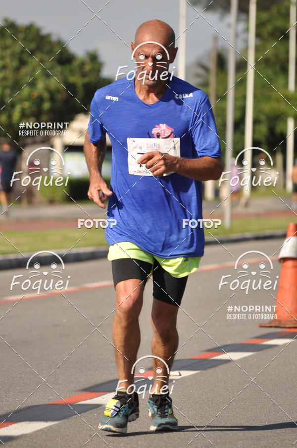 Buy your photos of the event21KES - Meia Maratona do Esprito Santo on Fotop