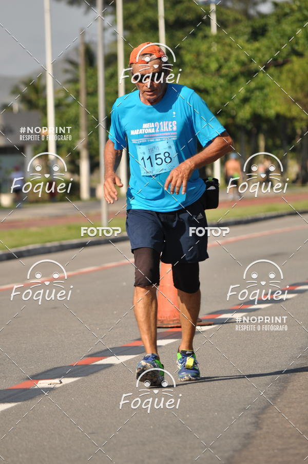 Buy your photos of the event21KES - Meia Maratona do Esprito Santo on Fotop
