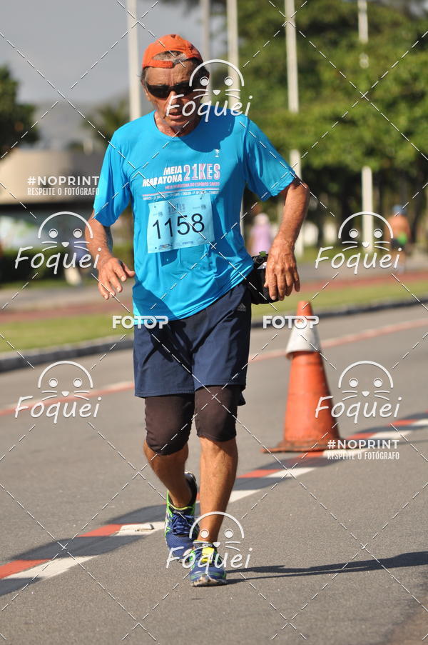 Buy your photos of the event21KES - Meia Maratona do Esprito Santo on Fotop
