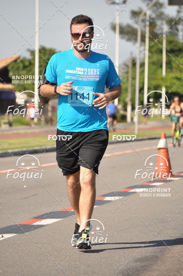 Buy your photos of the event21KES - Meia Maratona do Esprito Santo on Fotop