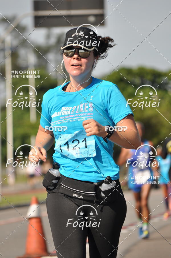 Buy your photos of the event21KES - Meia Maratona do Esprito Santo on Fotop