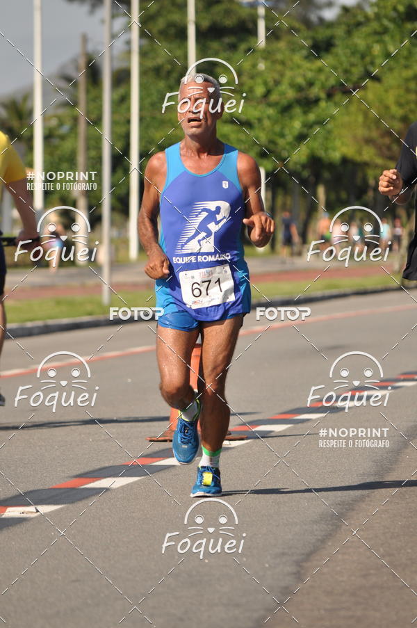 Buy your photos of the event21KES - Meia Maratona do Esprito Santo on Fotop
