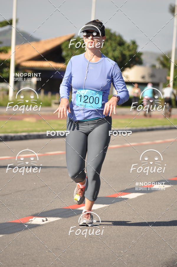 Buy your photos of the event21KES - Meia Maratona do Esprito Santo on Fotop