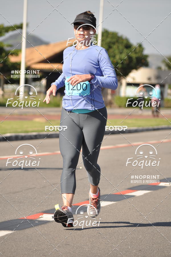 Buy your photos of the event21KES - Meia Maratona do Esprito Santo on Fotop