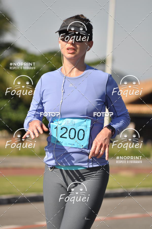 Buy your photos of the event21KES - Meia Maratona do Esprito Santo on Fotop