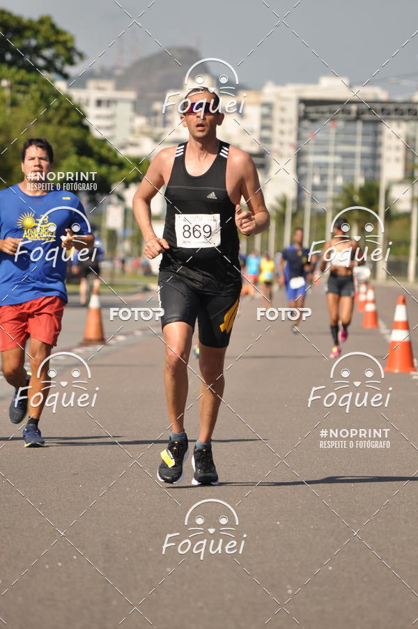 Buy your photos of the event21KES - Meia Maratona do Esprito Santo on Fotop