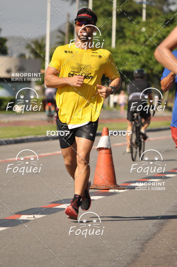 Buy your photos of the event21KES - Meia Maratona do Esprito Santo on Fotop