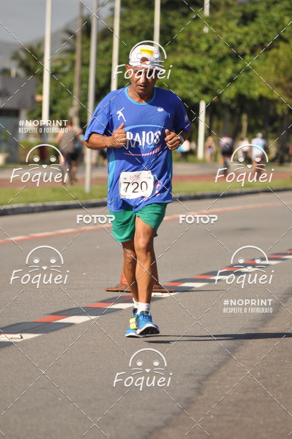 Buy your photos of the event21KES - Meia Maratona do Esprito Santo on Fotop