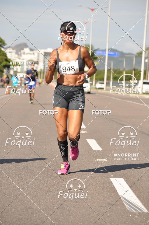 Buy your photos of the event21KES - Meia Maratona do Esprito Santo on Fotop