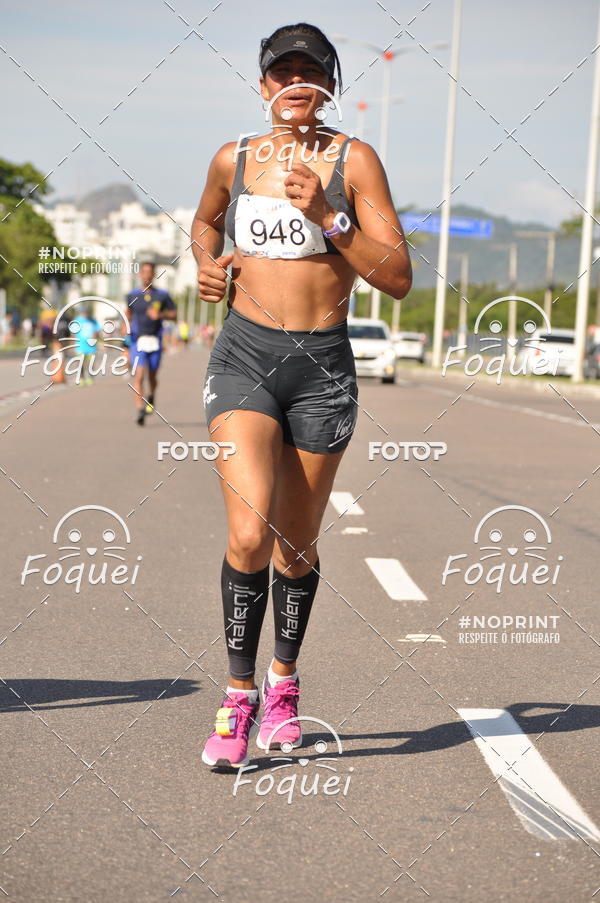 Buy your photos of the event21KES - Meia Maratona do Esprito Santo on Fotop