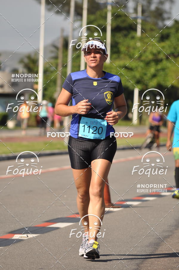 Buy your photos of the event21KES - Meia Maratona do Esprito Santo on Fotop
