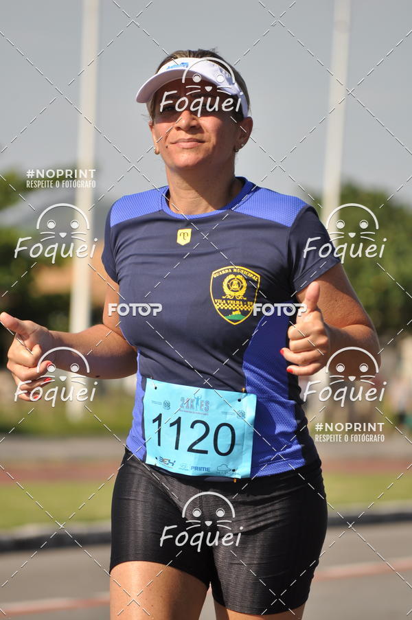 Buy your photos of the event21KES - Meia Maratona do Esprito Santo on Fotop