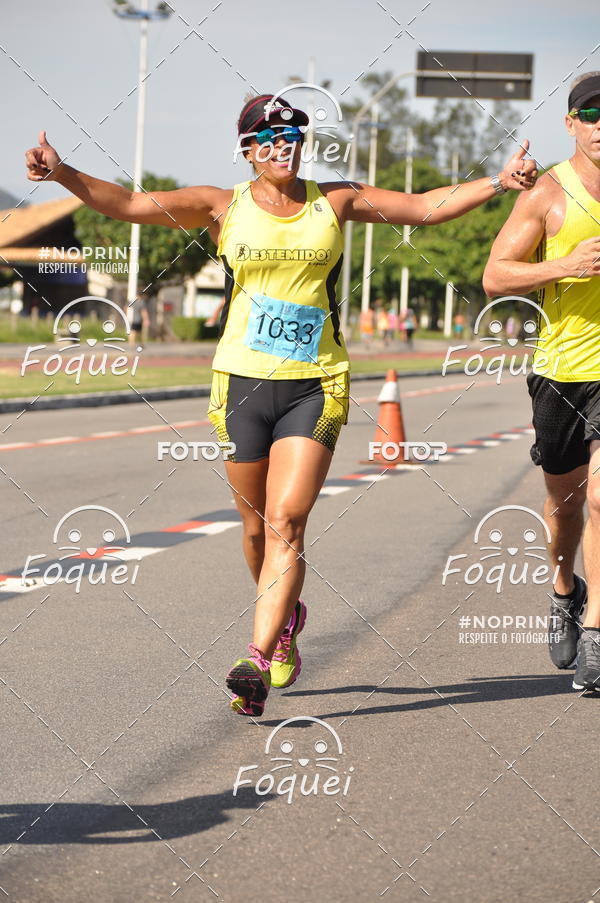 Buy your photos of the event21KES - Meia Maratona do Esprito Santo on Fotop