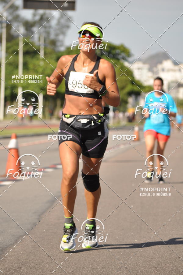 Buy your photos of the event21KES - Meia Maratona do Esprito Santo on Fotop