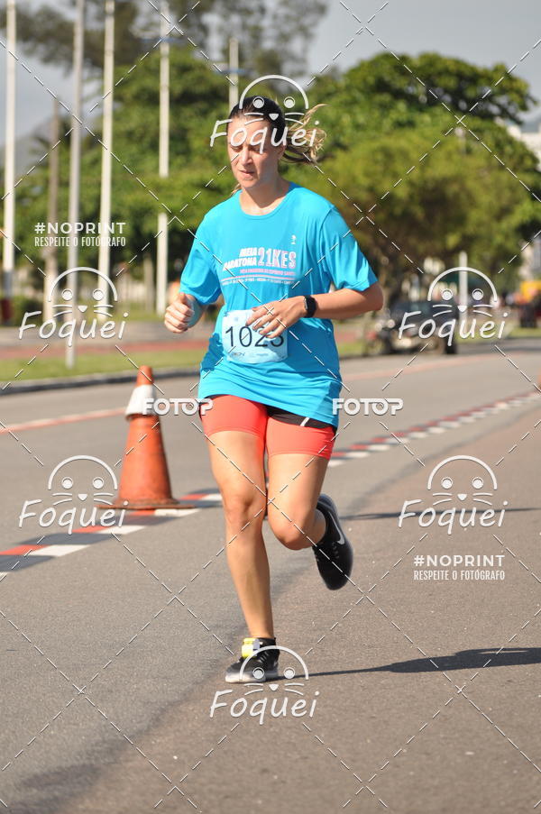 Buy your photos of the event21KES - Meia Maratona do Esprito Santo on Fotop