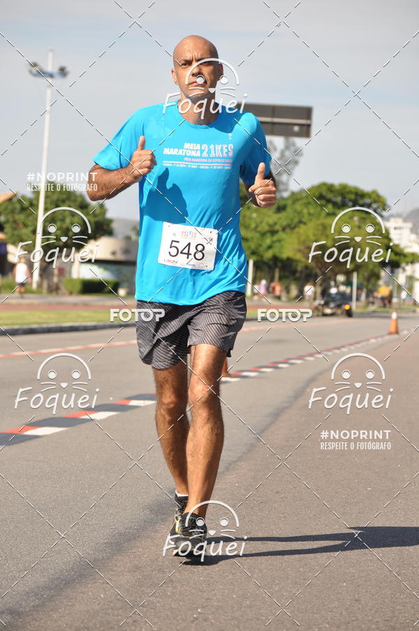 Buy your photos of the event21KES - Meia Maratona do Esprito Santo on Fotop