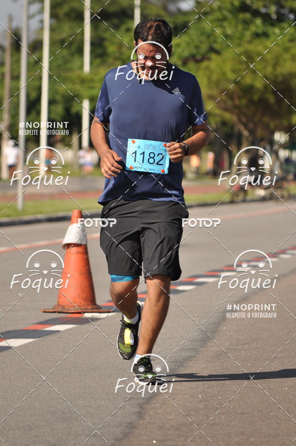 Buy your photos of the event21KES - Meia Maratona do Esprito Santo on Fotop