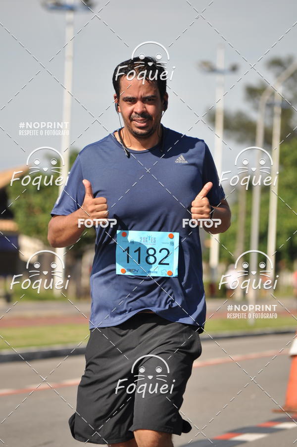 Buy your photos of the event21KES - Meia Maratona do Esprito Santo on Fotop