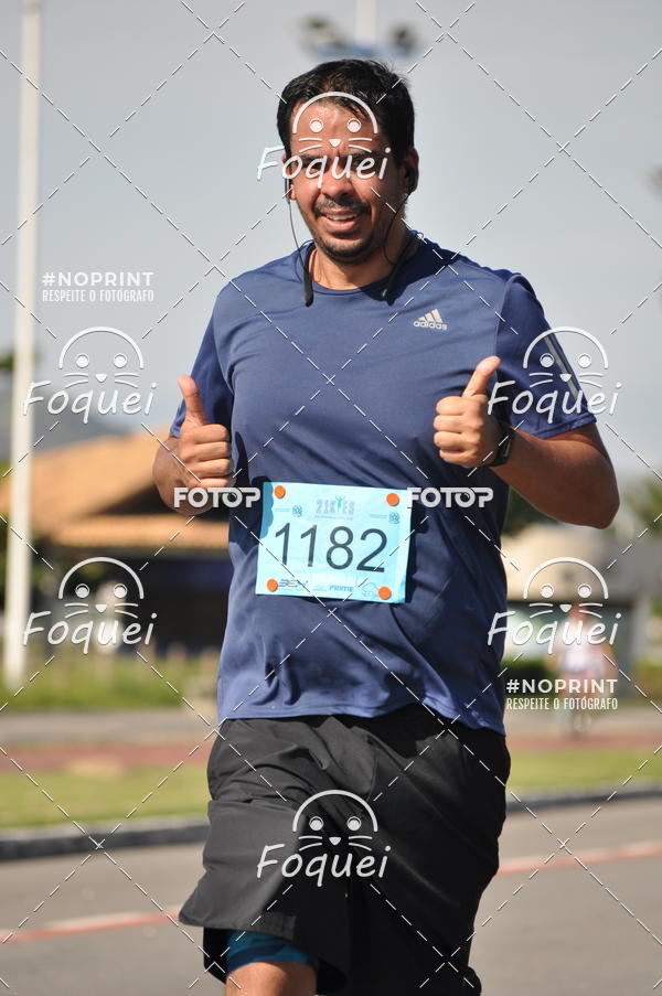 Buy your photos of the event21KES - Meia Maratona do Esprito Santo on Fotop