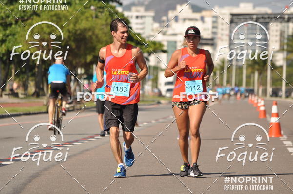 Buy your photos of the event21KES - Meia Maratona do Esprito Santo on Fotop