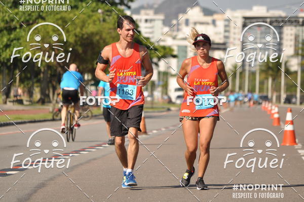 Buy your photos of the event21KES - Meia Maratona do Esprito Santo on Fotop