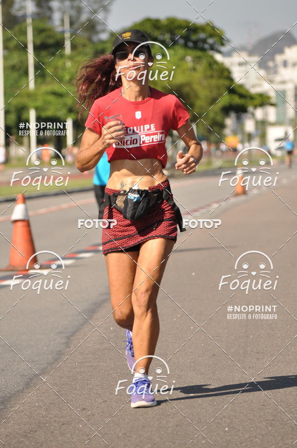 Buy your photos of the event21KES - Meia Maratona do Esprito Santo on Fotop