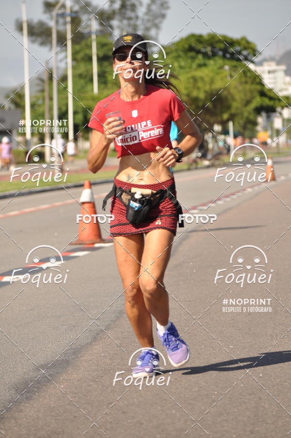 Buy your photos of the event21KES - Meia Maratona do Esprito Santo on Fotop