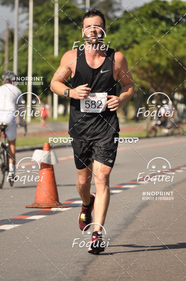 Buy your photos of the event21KES - Meia Maratona do Esprito Santo on Fotop