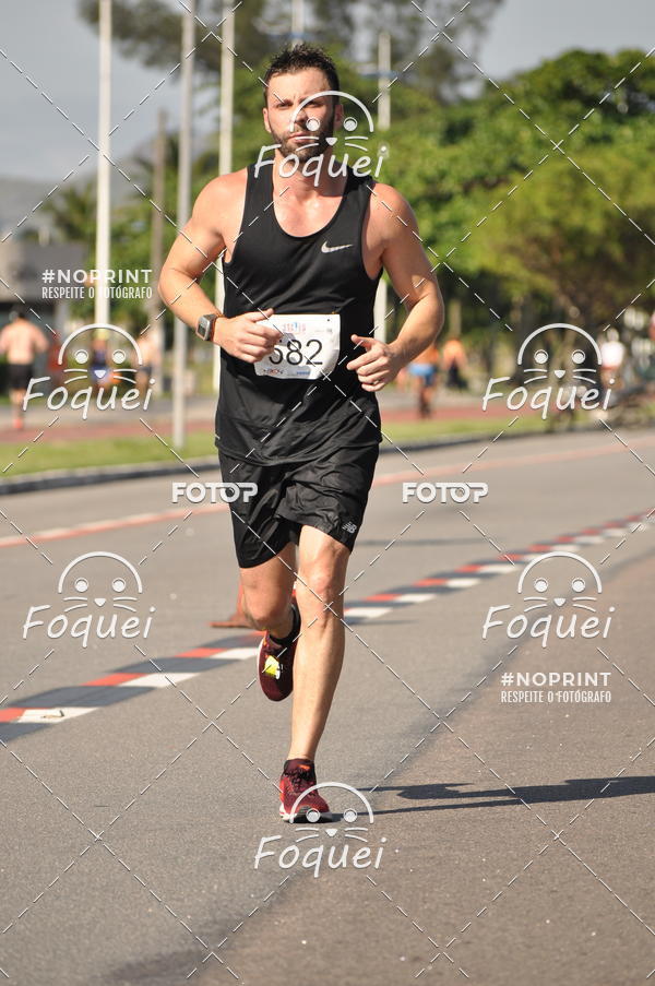 Buy your photos of the event21KES - Meia Maratona do Esprito Santo on Fotop