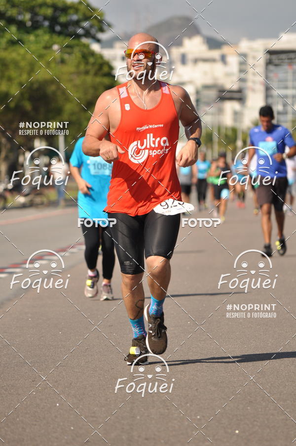 Buy your photos of the event21KES - Meia Maratona do Esprito Santo on Fotop