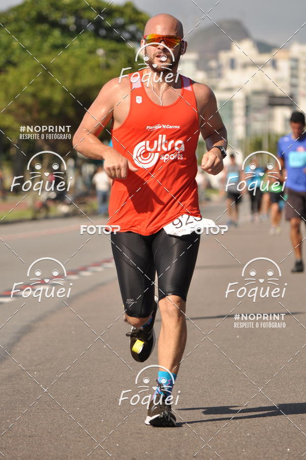 Buy your photos of the event21KES - Meia Maratona do Esprito Santo on Fotop