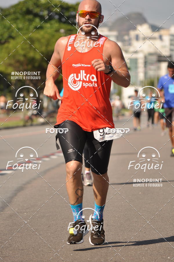 Buy your photos of the event21KES - Meia Maratona do Esprito Santo on Fotop
