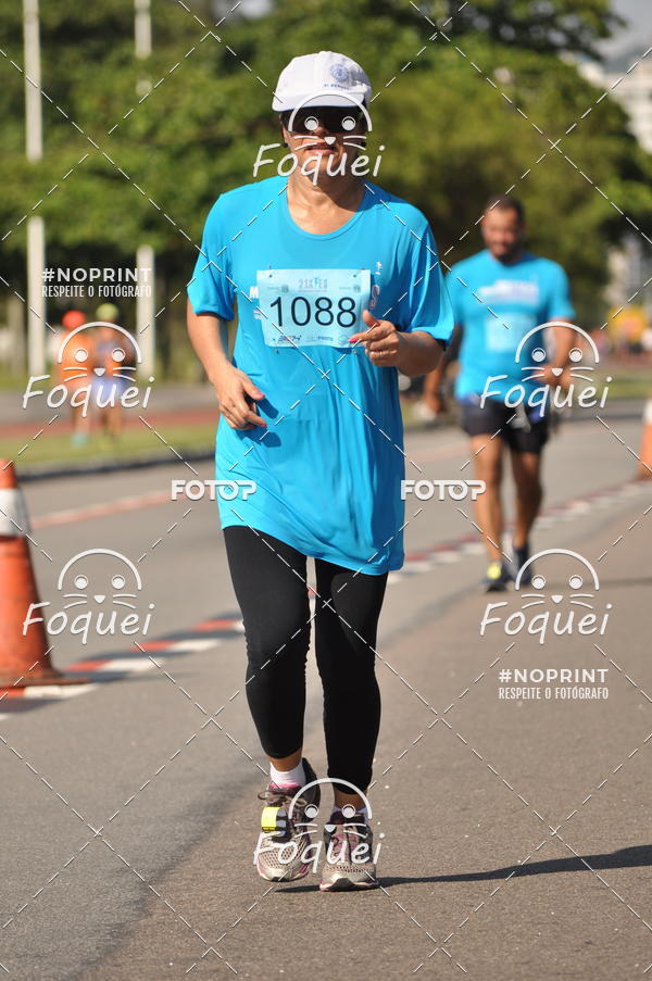 Buy your photos of the event21KES - Meia Maratona do Esprito Santo on Fotop