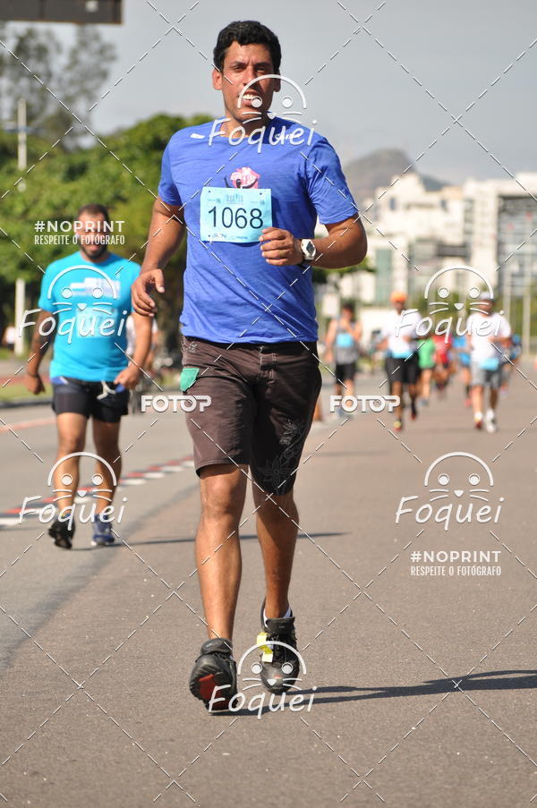 Buy your photos of the event21KES - Meia Maratona do Esprito Santo on Fotop
