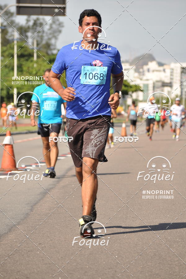 Buy your photos of the event21KES - Meia Maratona do Esprito Santo on Fotop