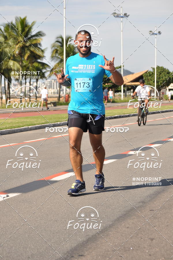 Buy your photos of the event21KES - Meia Maratona do Esprito Santo on Fotop