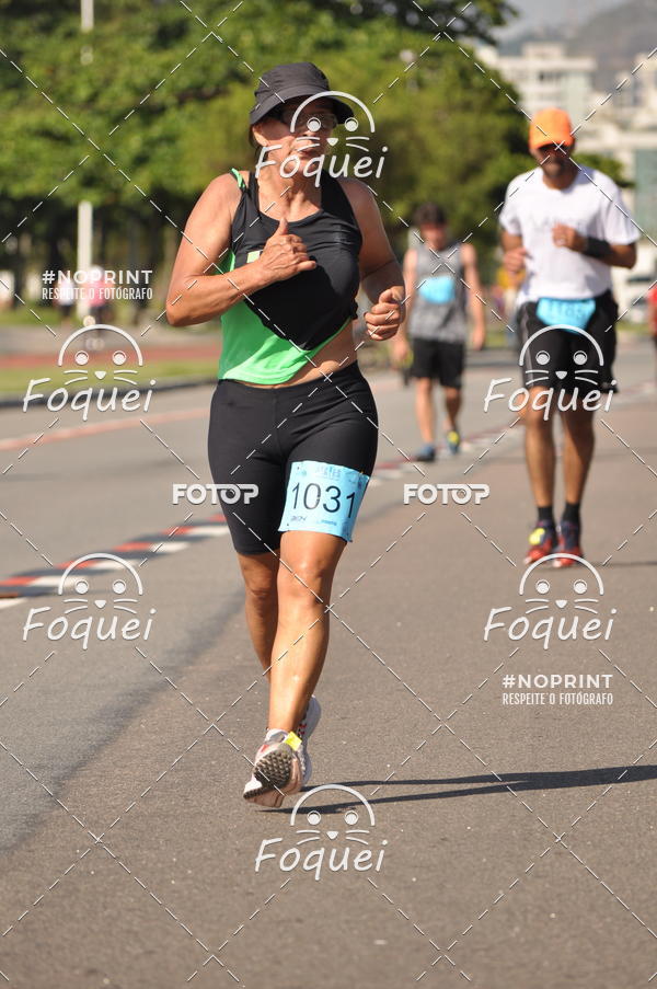 Buy your photos of the event21KES - Meia Maratona do Esprito Santo on Fotop