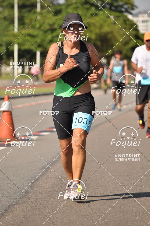 Buy your photos of the event21KES - Meia Maratona do Esprito Santo on Fotop