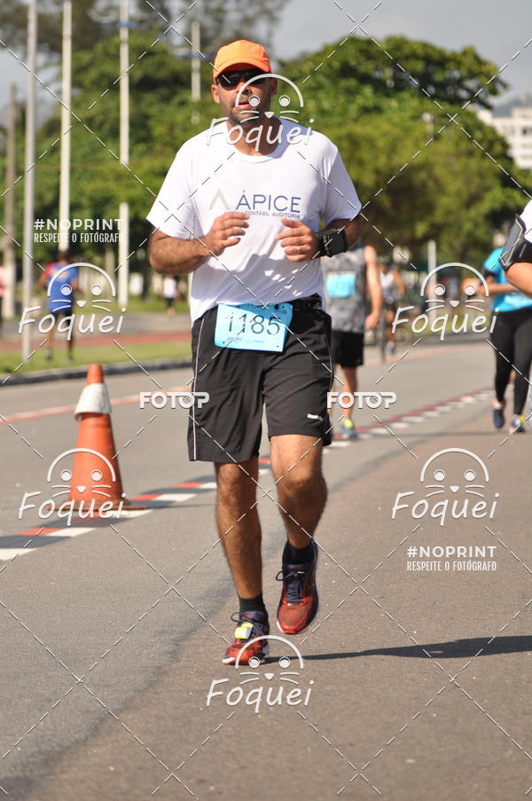 Buy your photos of the event21KES - Meia Maratona do Esprito Santo on Fotop