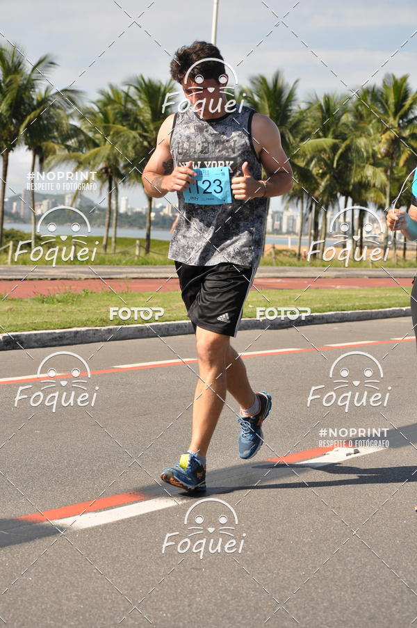 Buy your photos of the event21KES - Meia Maratona do Esprito Santo on Fotop