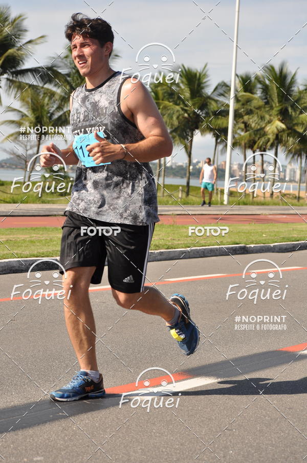 Buy your photos of the event21KES - Meia Maratona do Esprito Santo on Fotop