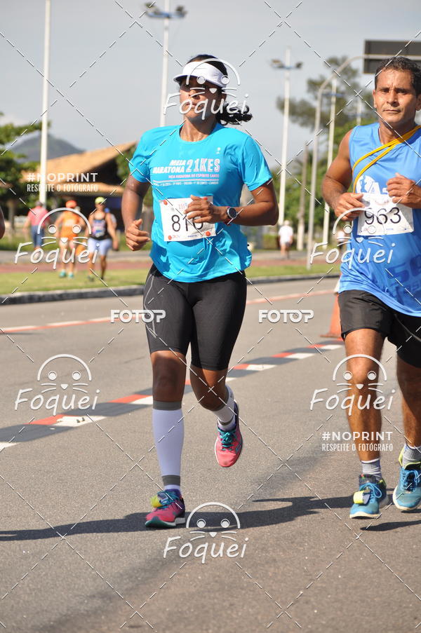 Buy your photos of the event21KES - Meia Maratona do Esprito Santo on Fotop