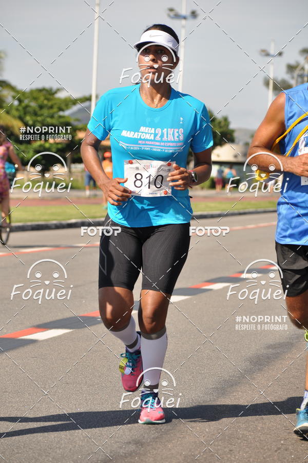 Buy your photos of the event21KES - Meia Maratona do Esprito Santo on Fotop