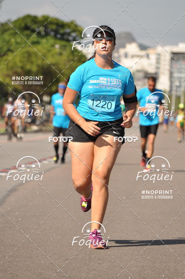 Buy your photos of the event21KES - Meia Maratona do Esprito Santo on Fotop