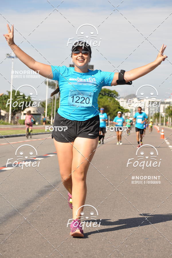 Buy your photos of the event21KES - Meia Maratona do Esprito Santo on Fotop