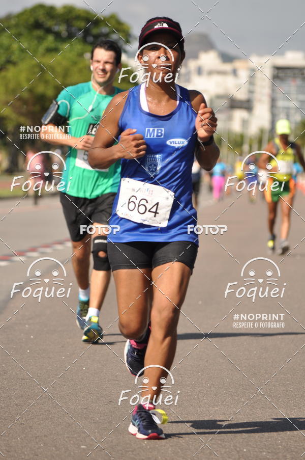 Buy your photos of the event21KES - Meia Maratona do Esprito Santo on Fotop